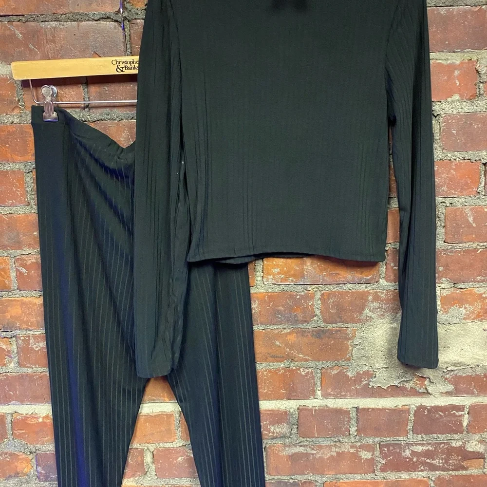 Black Plus size long sleeve set - Picture 4 of 4